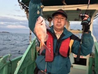 三重県志摩で鯛、カツオ、カマス仕入れました。【居酒屋】【桜井市】